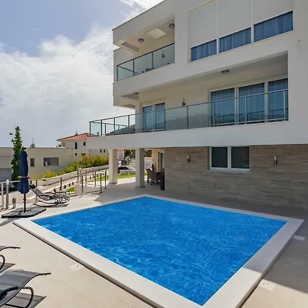 Compass; Luxury Experience In Natural Bay. Villa *