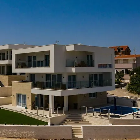Compass; Luxury Experience In Natural Bay. Villa