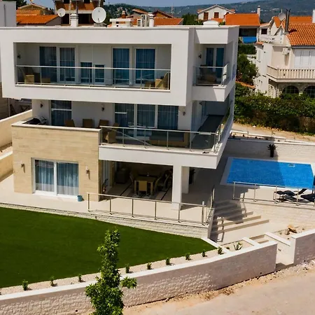 Compass; Luxury Experience In Natural Bay. * Razanj